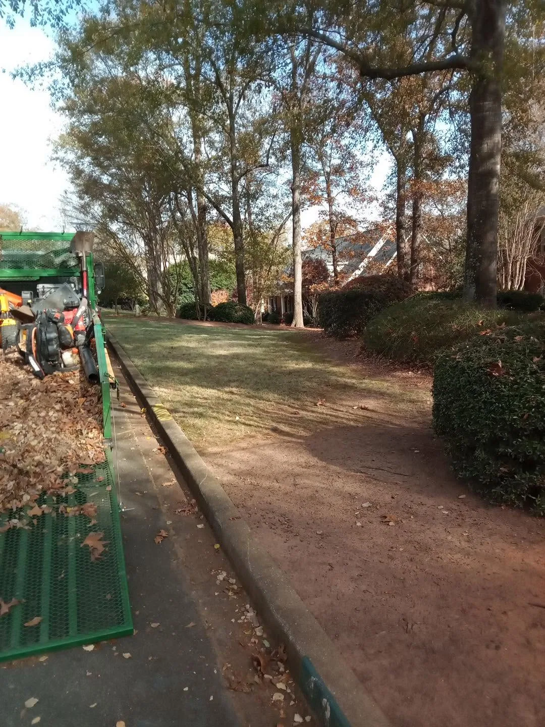 Fall leaf cleanup trailer backpack blowers curbside